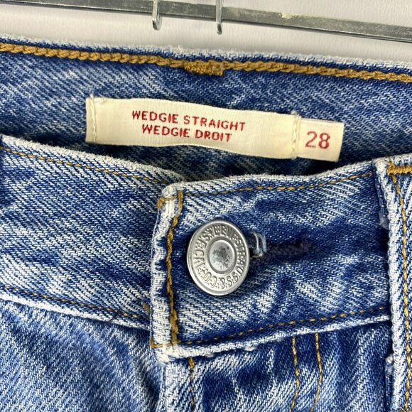 Levis Premium Wedgie Straight Jeans Womens Size 28 Denim Button Fly Distressed - Picture 2 of 3